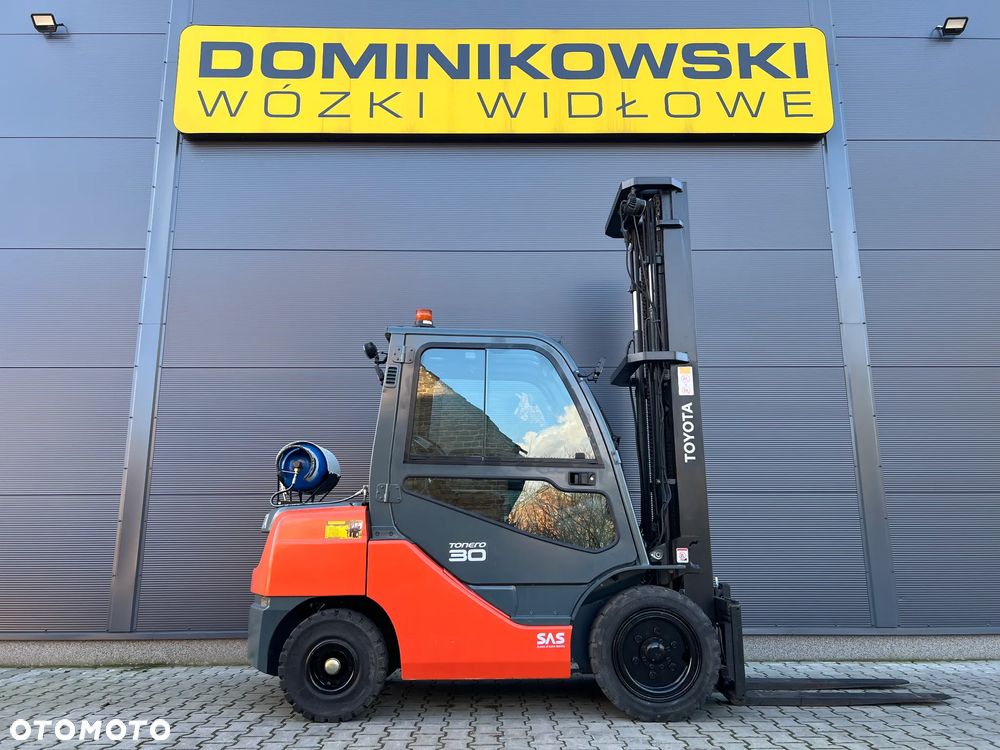 Toyota 02-8FGF30 - 1