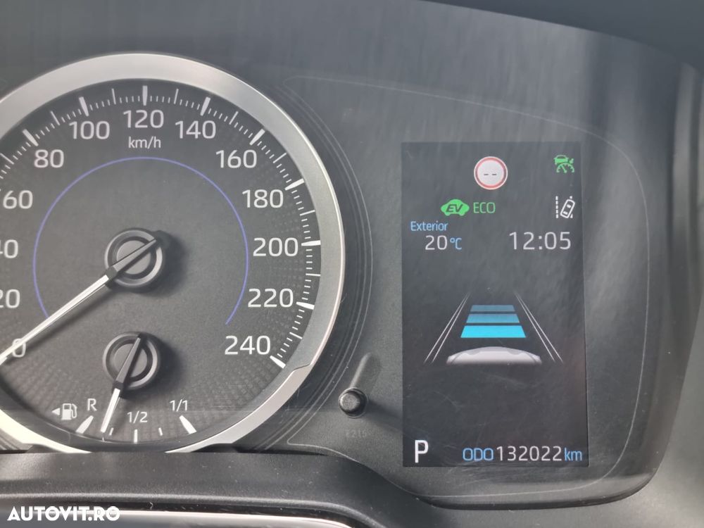 Toyota Corolla 1.8 Hybrid Comfort - 21