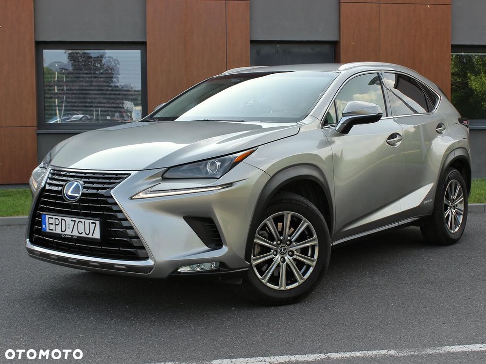 Lexus NX 300h Elite 2WD - 10