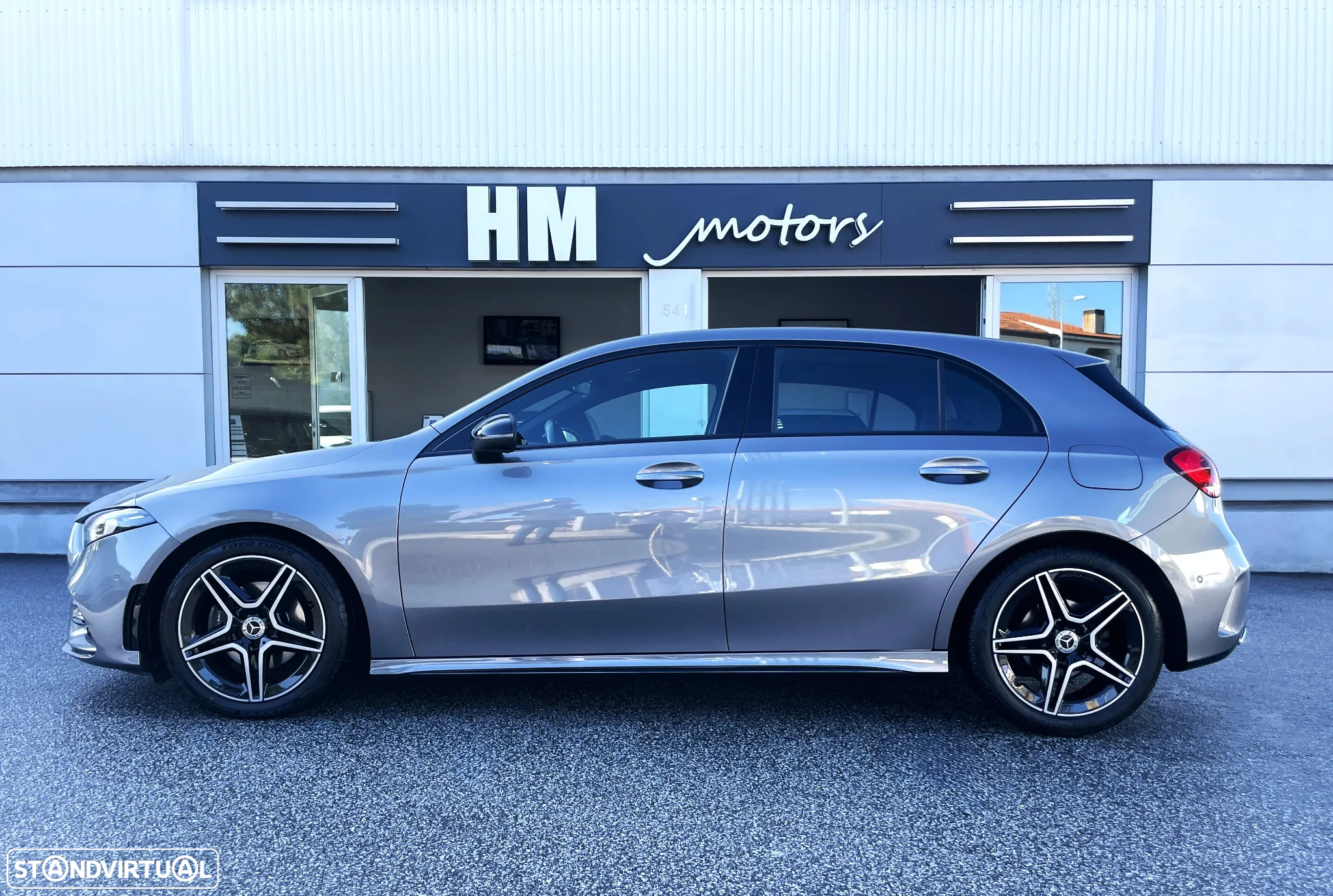 Mercedes-Benz A 180 d 7G-DCT AMG Line - 3