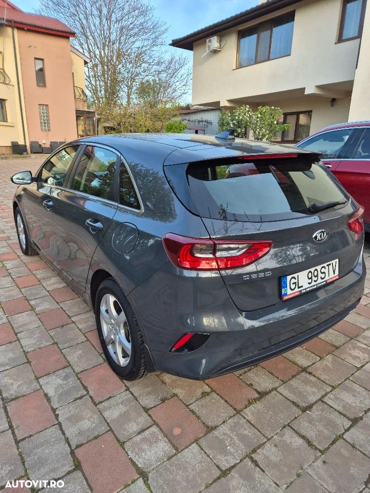 Kia Ceed 1.4 T-GDI GT Line - 4