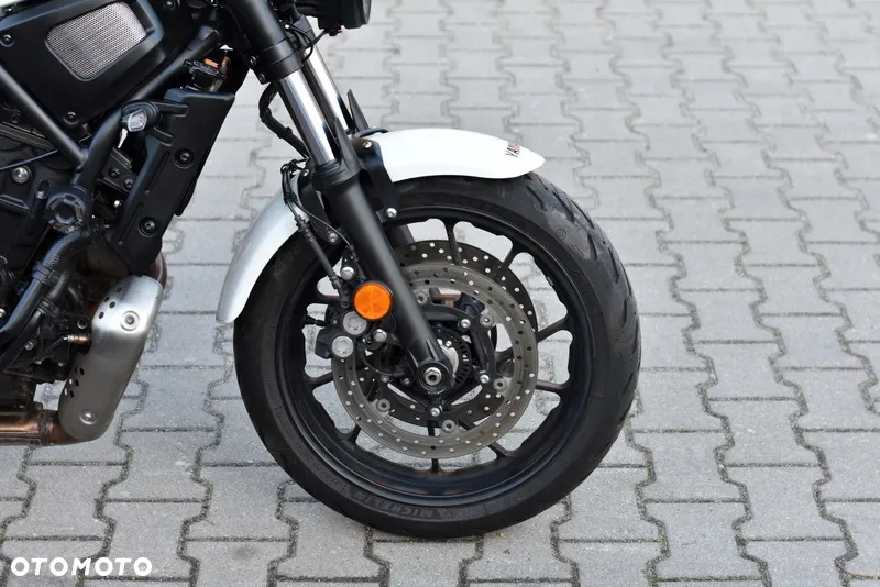 Yamaha XSR - 7