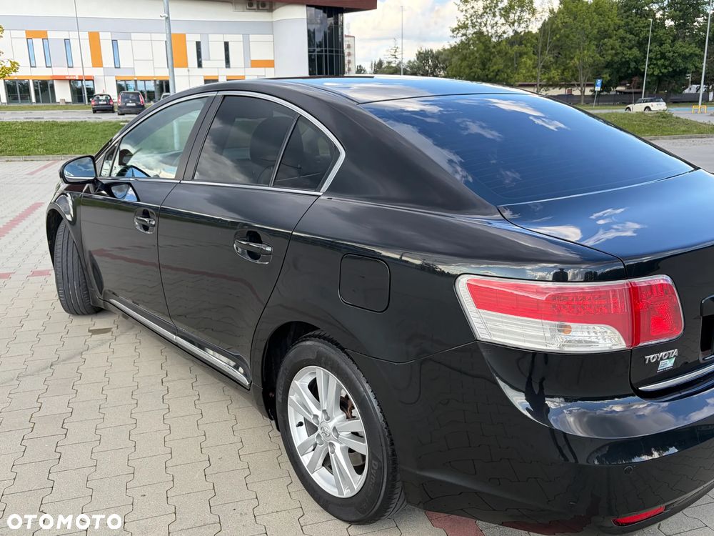 Toyota Avensis 2.0 D-4D Sol - 6