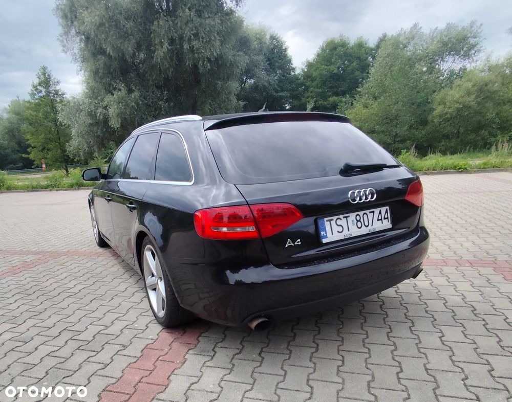 Audi A4 Avant - 8