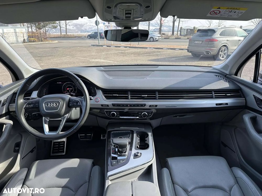 Audi SQ7 - 8