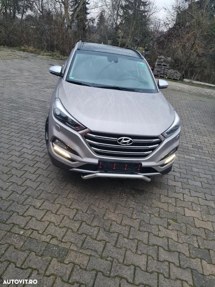 Hyundai Tucson 2.0 CRDI 4WD 6AT Luxury Pack+ - 3