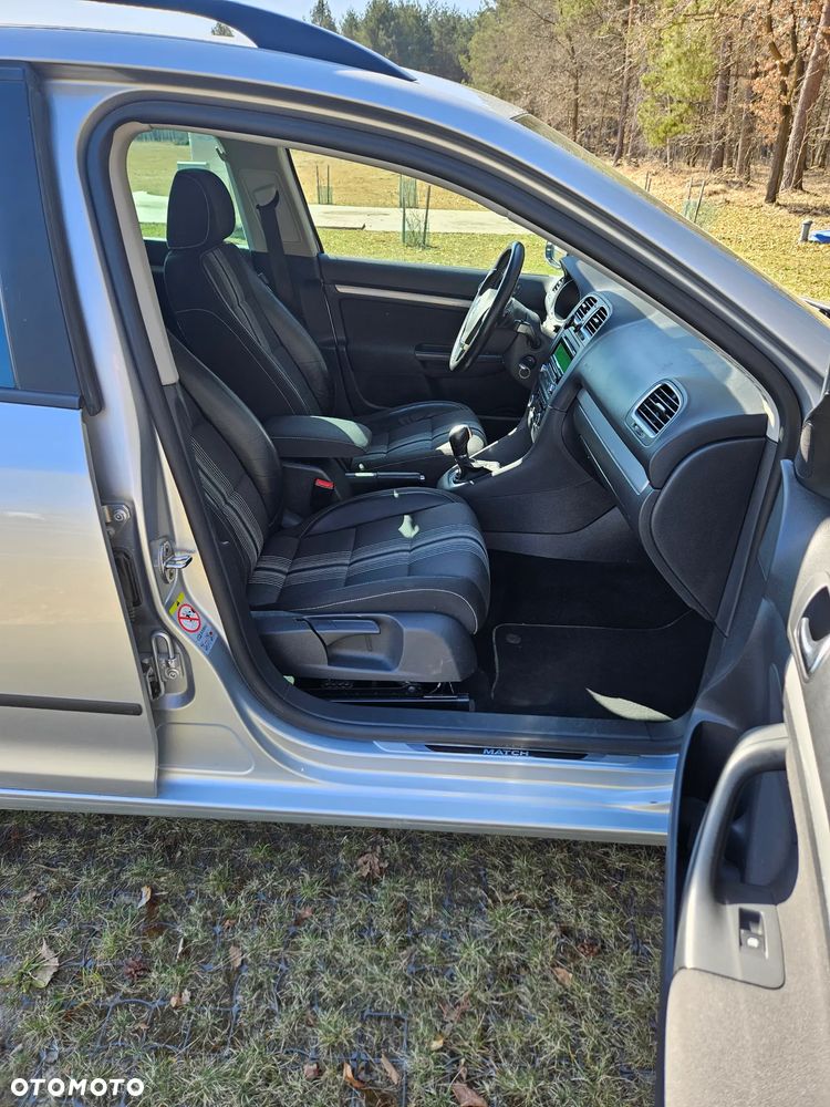 Volkswagen Golf 1.6 TDI DPF BlueMotion Technology DSG MATCH - 10