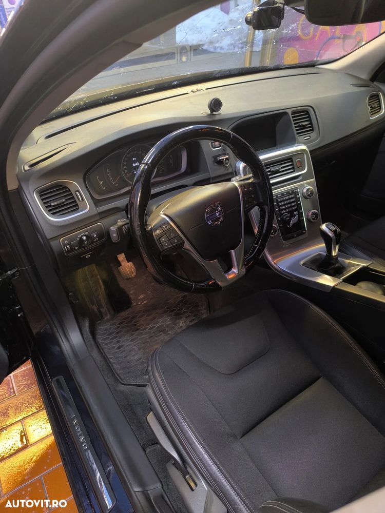 Volvo V60 - 23