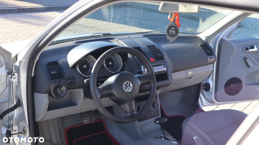 Volkswagen Polo 1.4 16V Basis - 6