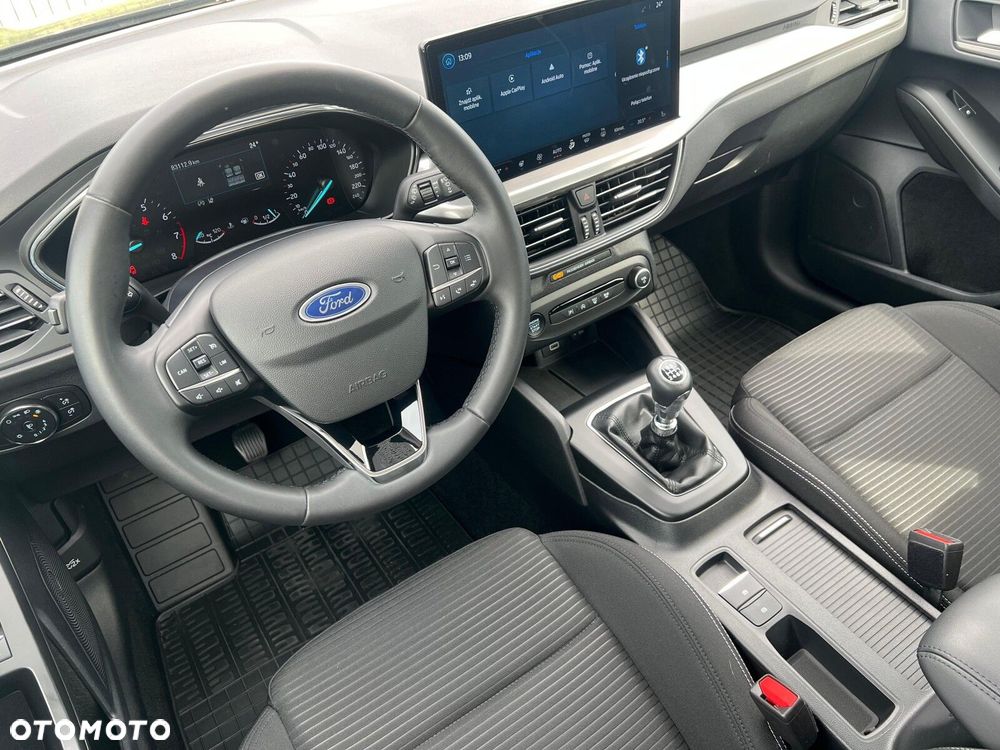 Ford Focus - 10