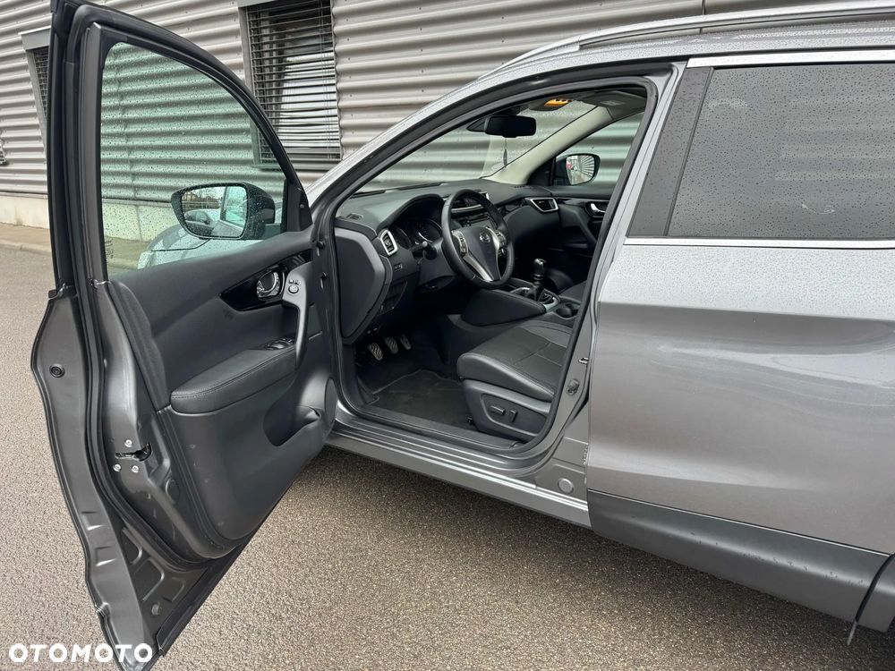 Nissan Qashqai 1.2 DIG-T Tekna EU6 - 13