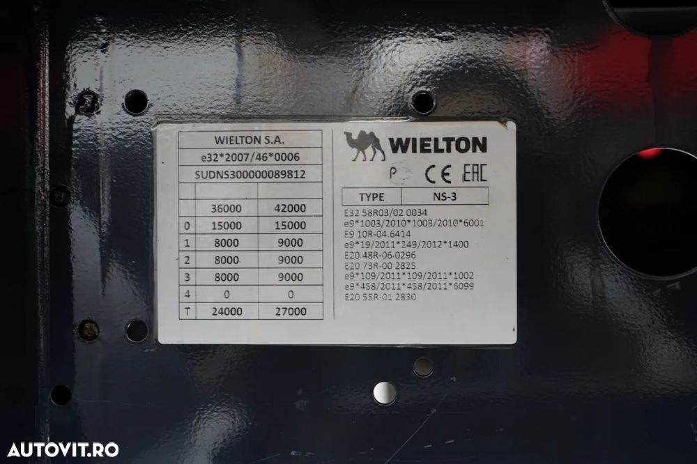 Wielton / CORTINĂ / STANDARD / AXĂ RIDICATĂ / PRELATĂ ARMATĂ - 23