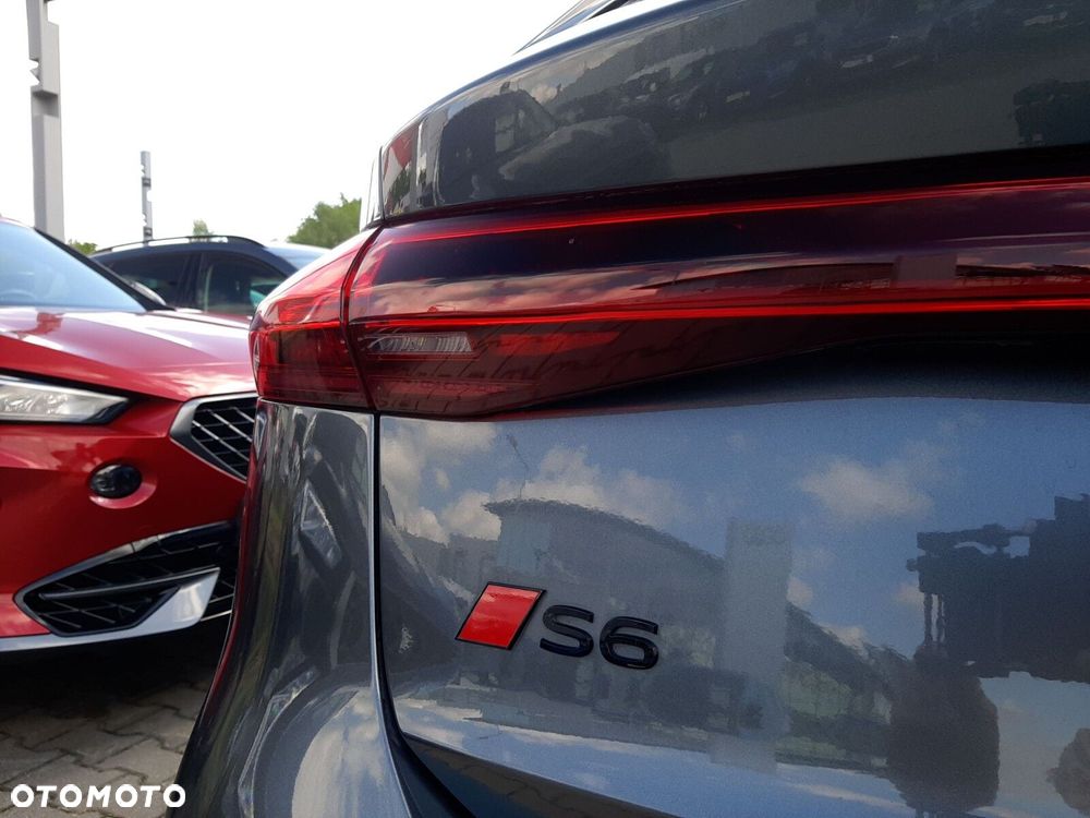 Audi A6 Avant e-tron - 37