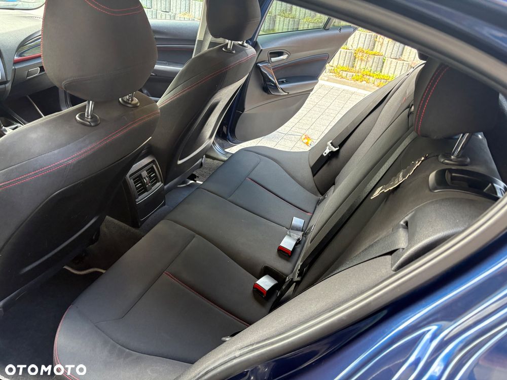 BMW Seria 1 118d - 11