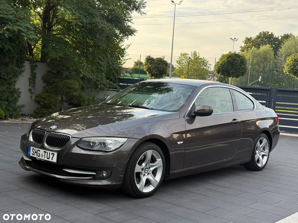 BMW Seria 3 325d Coupe Edition Exclusive - 1