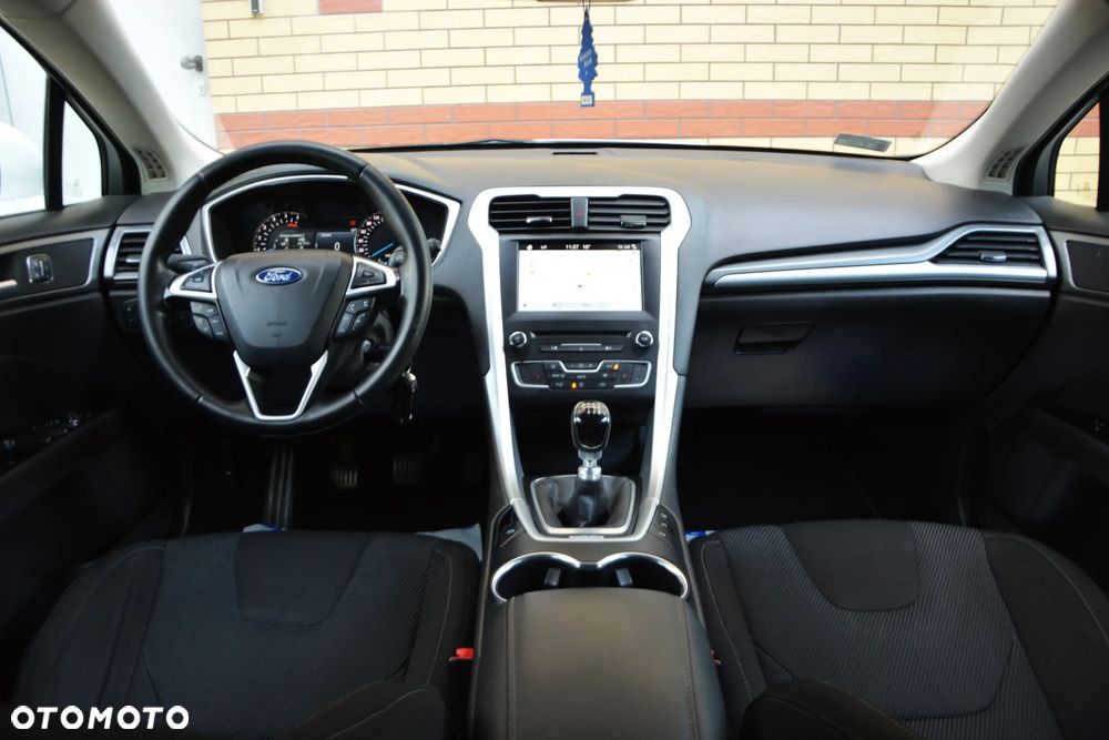 Ford Mondeo SW 1.5 TDCi ECOnetic S&S Business Edition - 39