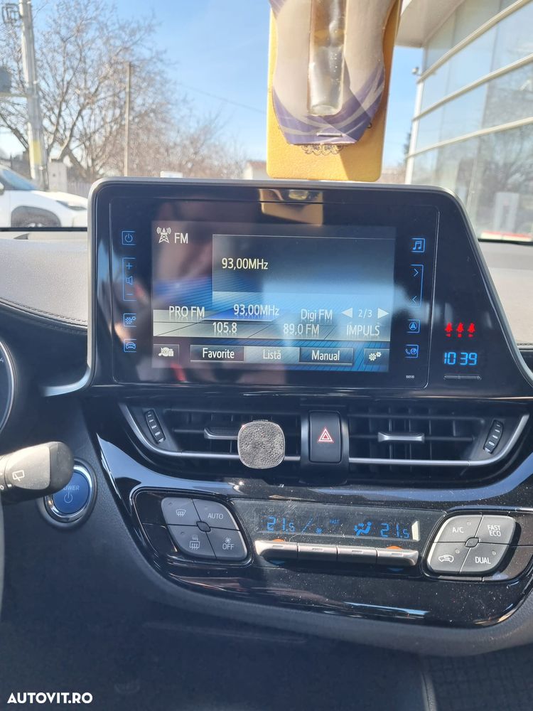 Toyota C-HR 1.8 HSD 122 CP 4x2 CVT C-lassy bi-tone - 13