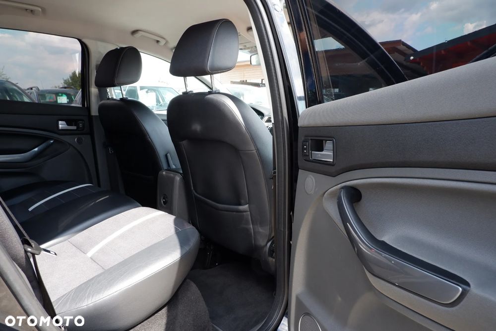 Ford Kuga 2.0 TDCi 4WD Titanium - 11