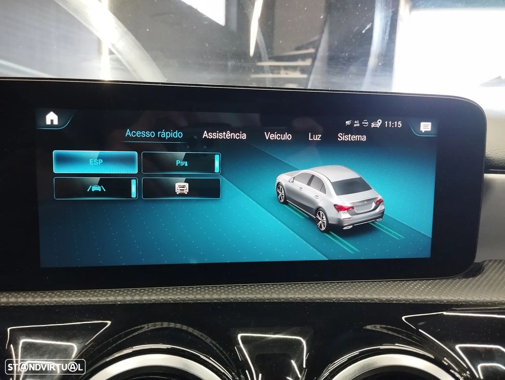 Mercedes-Benz A 180 Limousine d AMG Line Aut. - 31