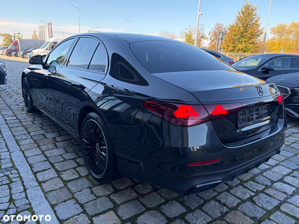 Mercedes-Benz Klasa E 220 d mHEV 4-Matic AMG 9G-Tronic - 6