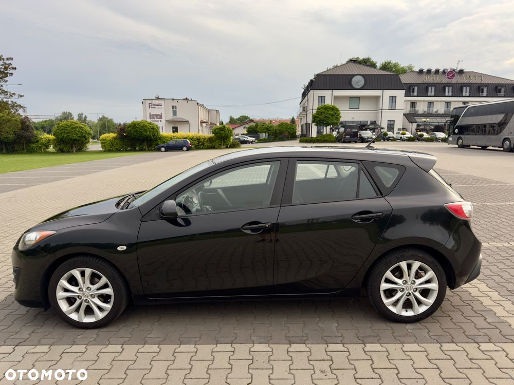 Mazda 3 1.6 Exclusive + - 5