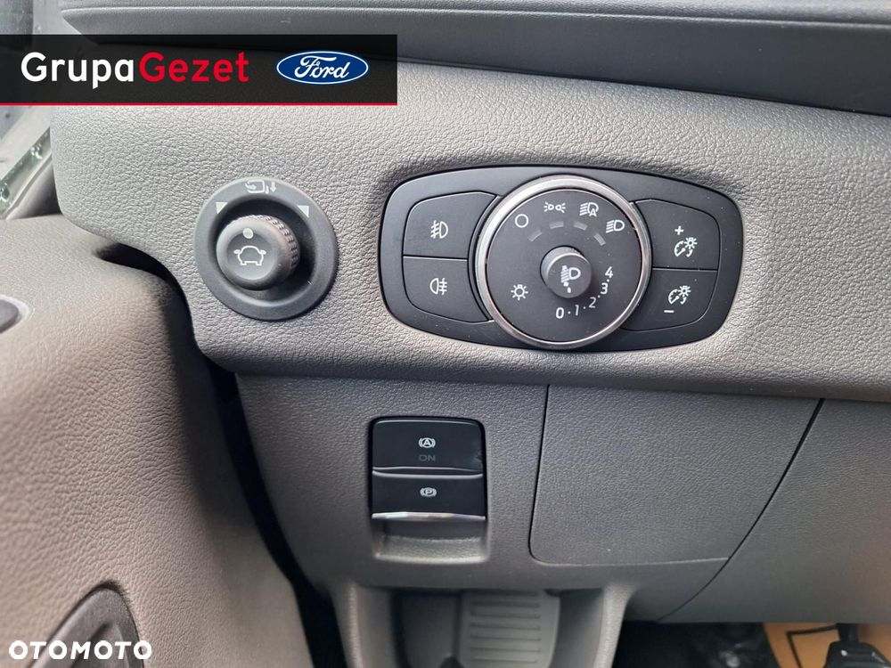 Ford Transit - 9