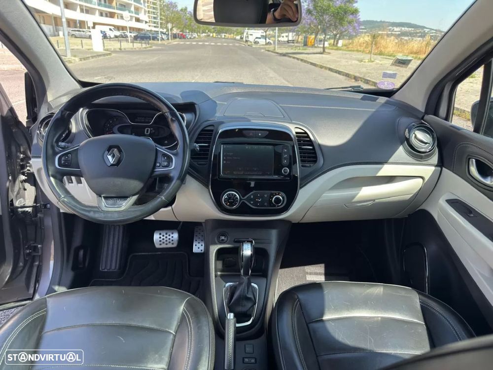 Renault Captur 1.2 TCe Initiale Paris EDC - 10