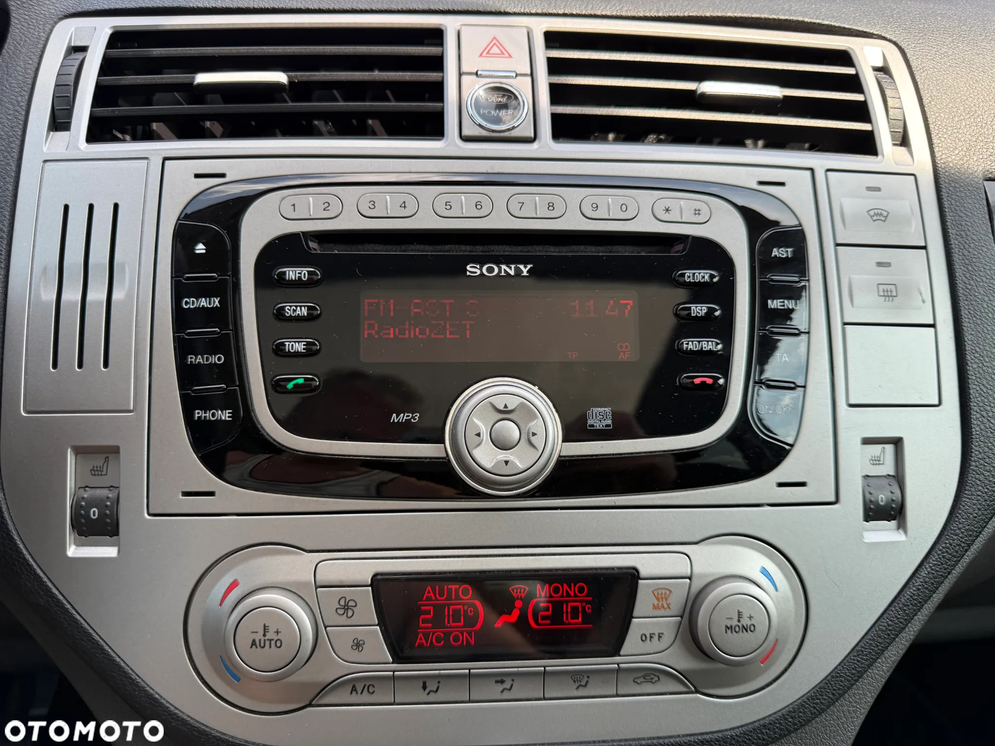Ford Kuga 2.0 TDCi Titanium - 28