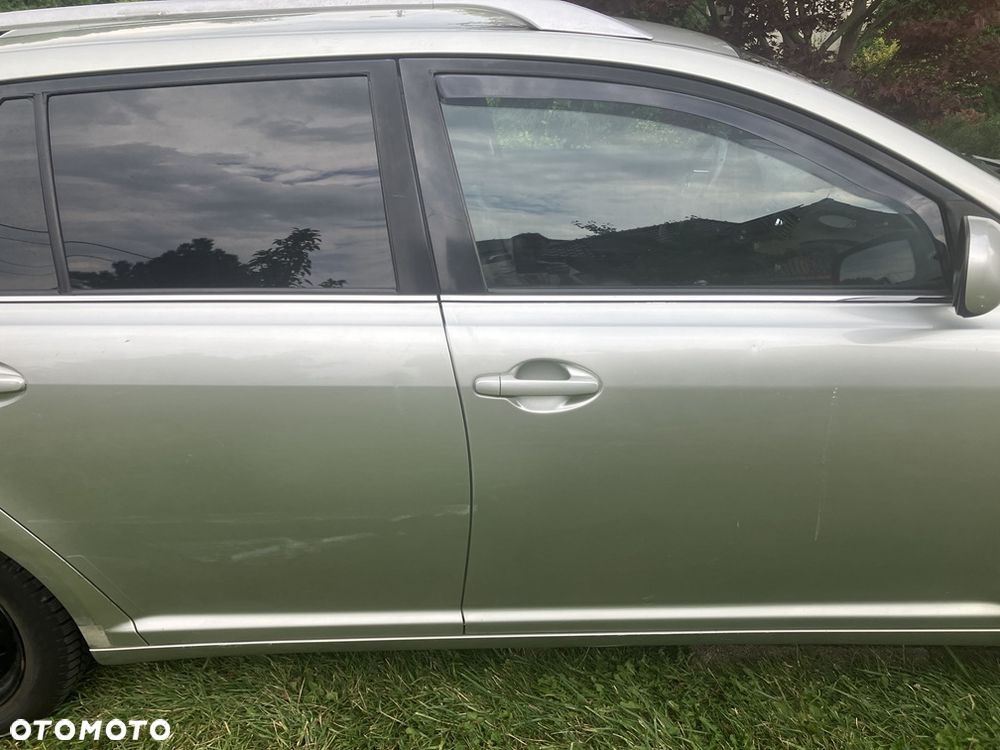 Toyota Avensis 2.0 VVT-i Prestige - 13