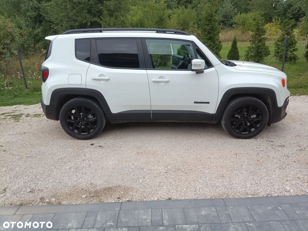 Jeep Renegade 1.6 MultiJet Night Eagle - 29