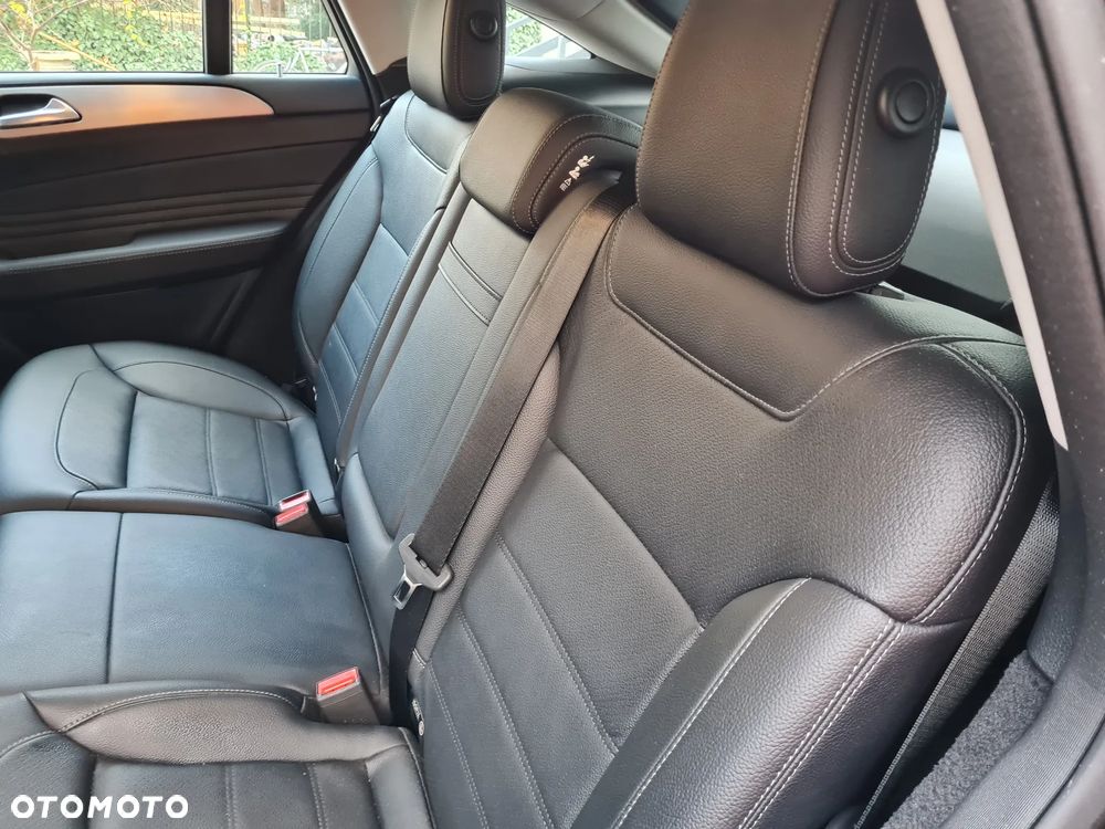Mercedes-Benz GLE 400 4-Matic 9G-TRONIC - 13