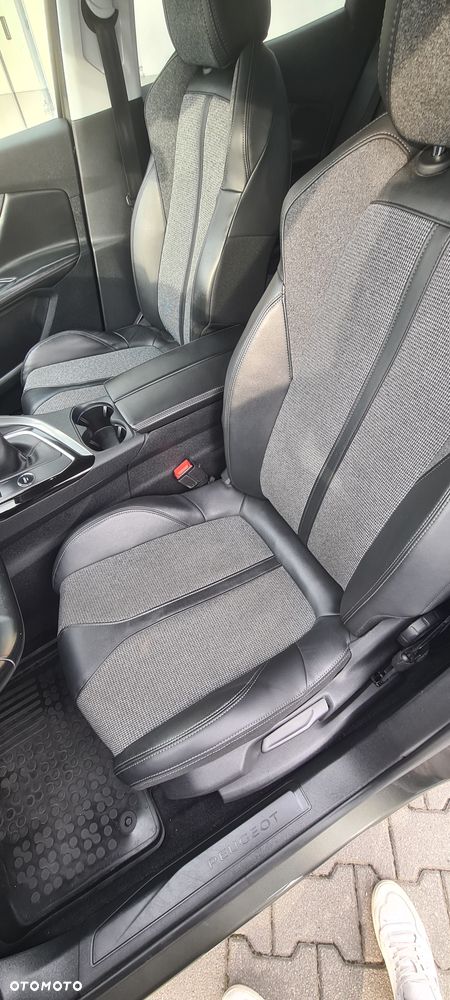 Peugeot 3008 - 12