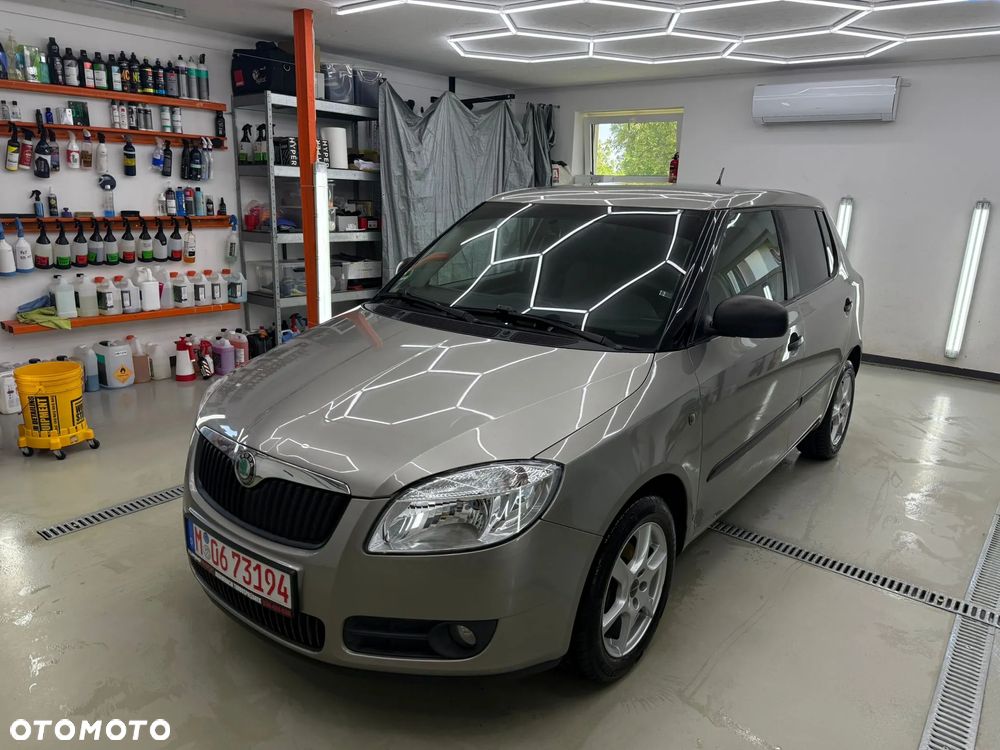 Skoda Fabia - 2