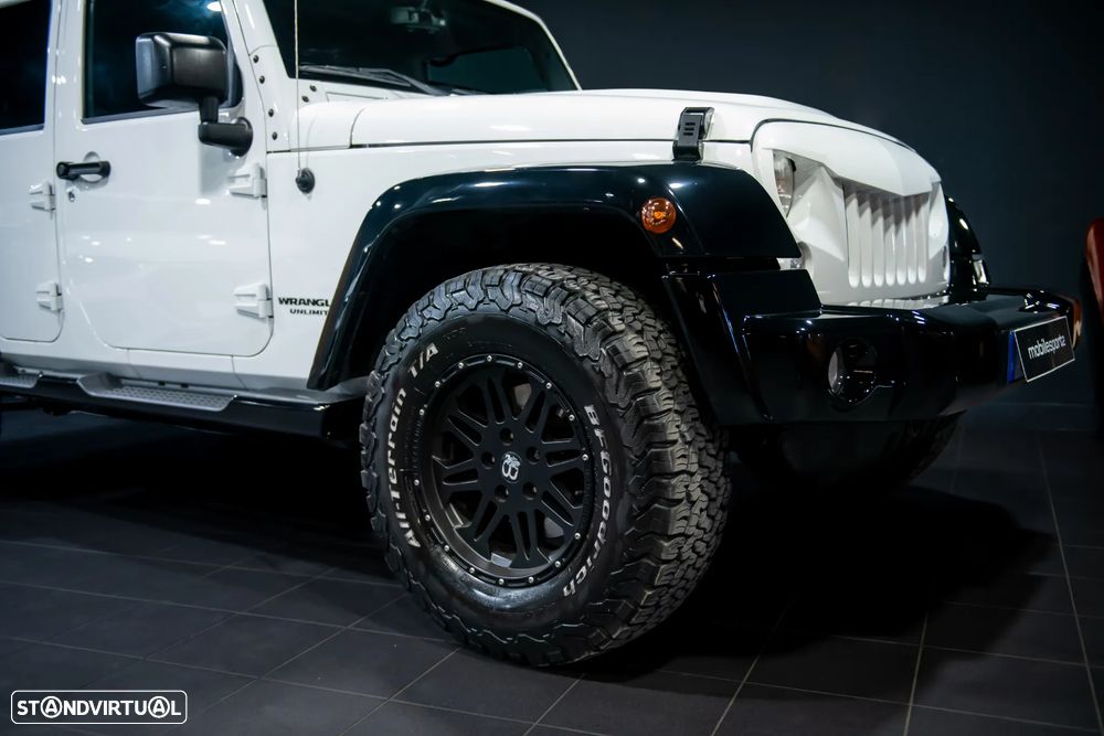 Jeep Wrangler Unlimited 2.8 CRD ATX Sahara Adventure Edition - 14