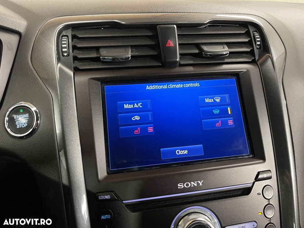 Ford Mondeo 2.0 HEV Titanium - 17