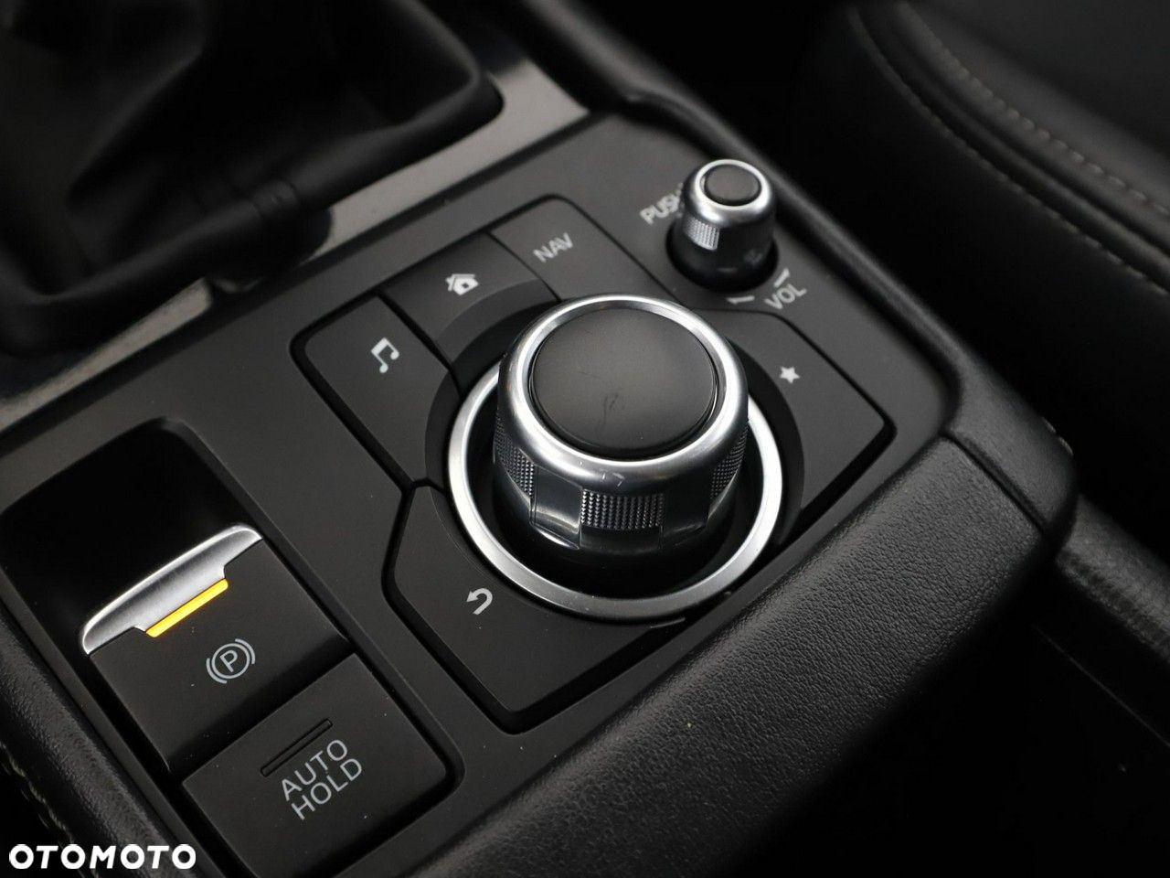 Mazda CX-3 SKYACTIV-G 121 FWD Signature+ - 29