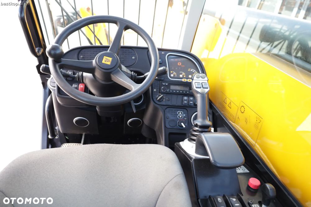 JCB 540-180 - 32