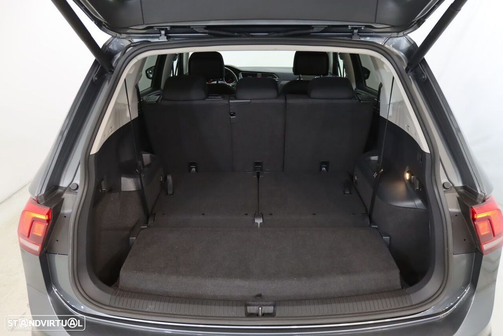 VW Tiguan Allspace 2.0 TDI Confortline DSG - 34