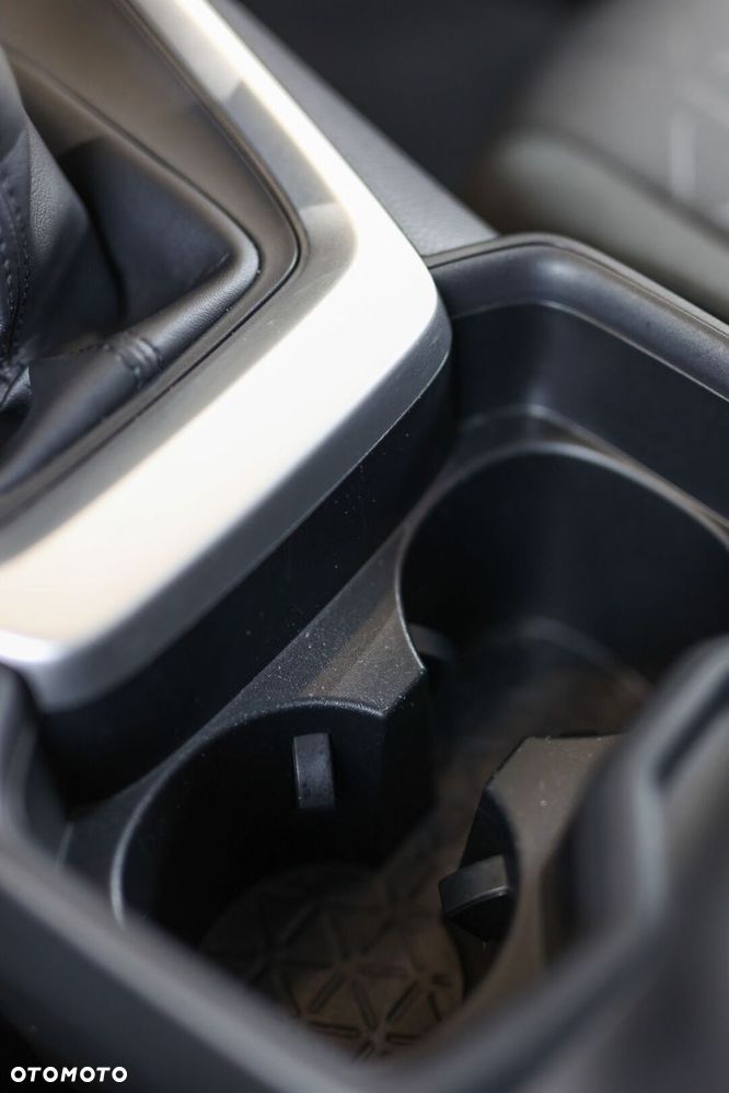 Toyota RAV4 2.0 Active 4x2 - 36