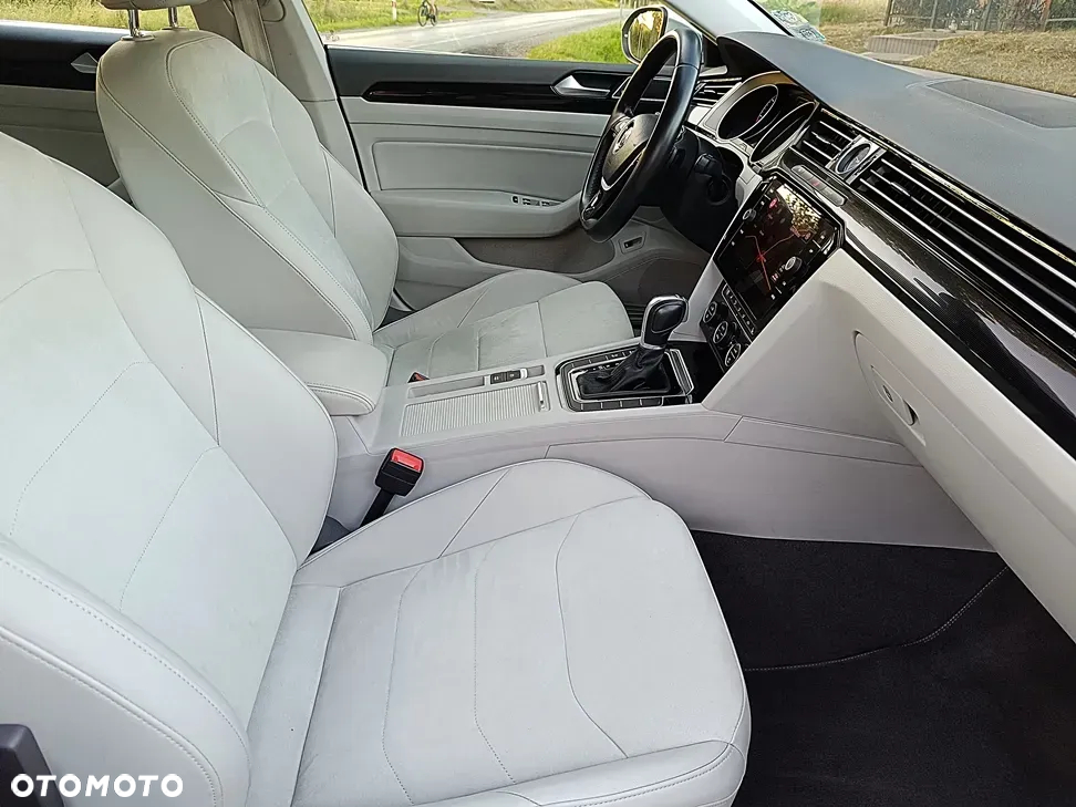 Volkswagen Arteon 2.0 TDI SCR Elegance DSG - 28