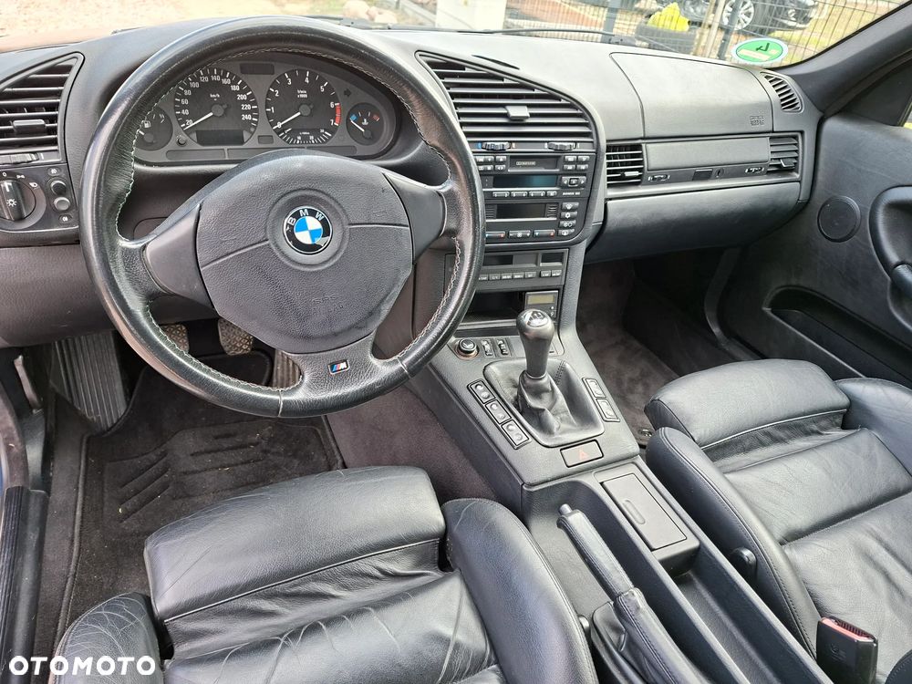 BMW Seria 3 - 17