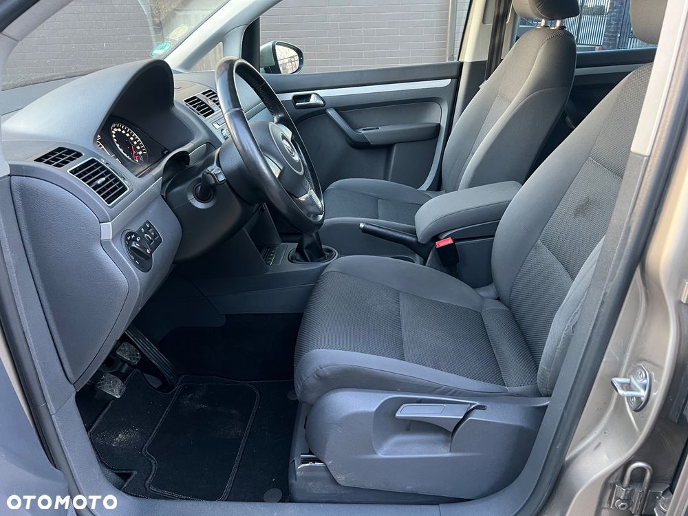 Volkswagen Touran 1.6 TDI DPF BlueMotion Technology Comfortline - 33