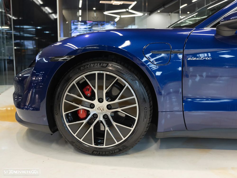 Porsche Taycan 4S Bateria Performance Plus - 22