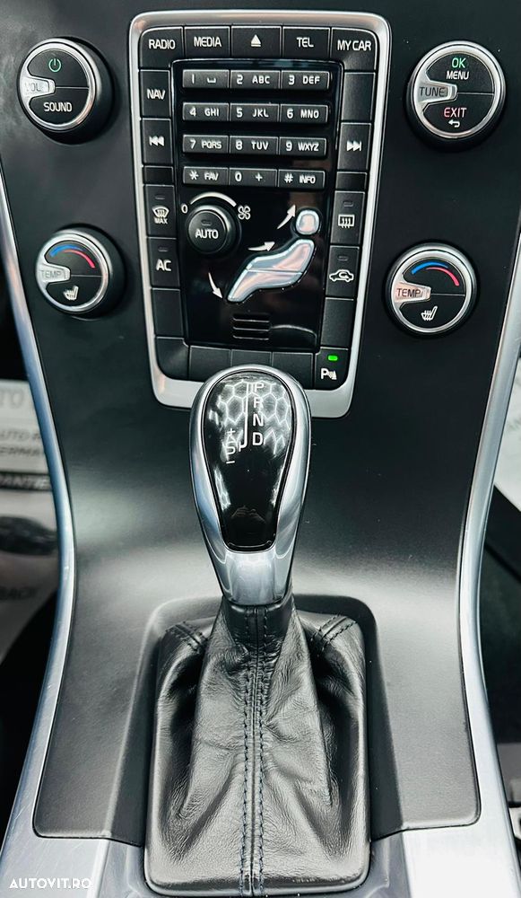 Volvo XC 60 D3 Geartronic Kinetic - 23