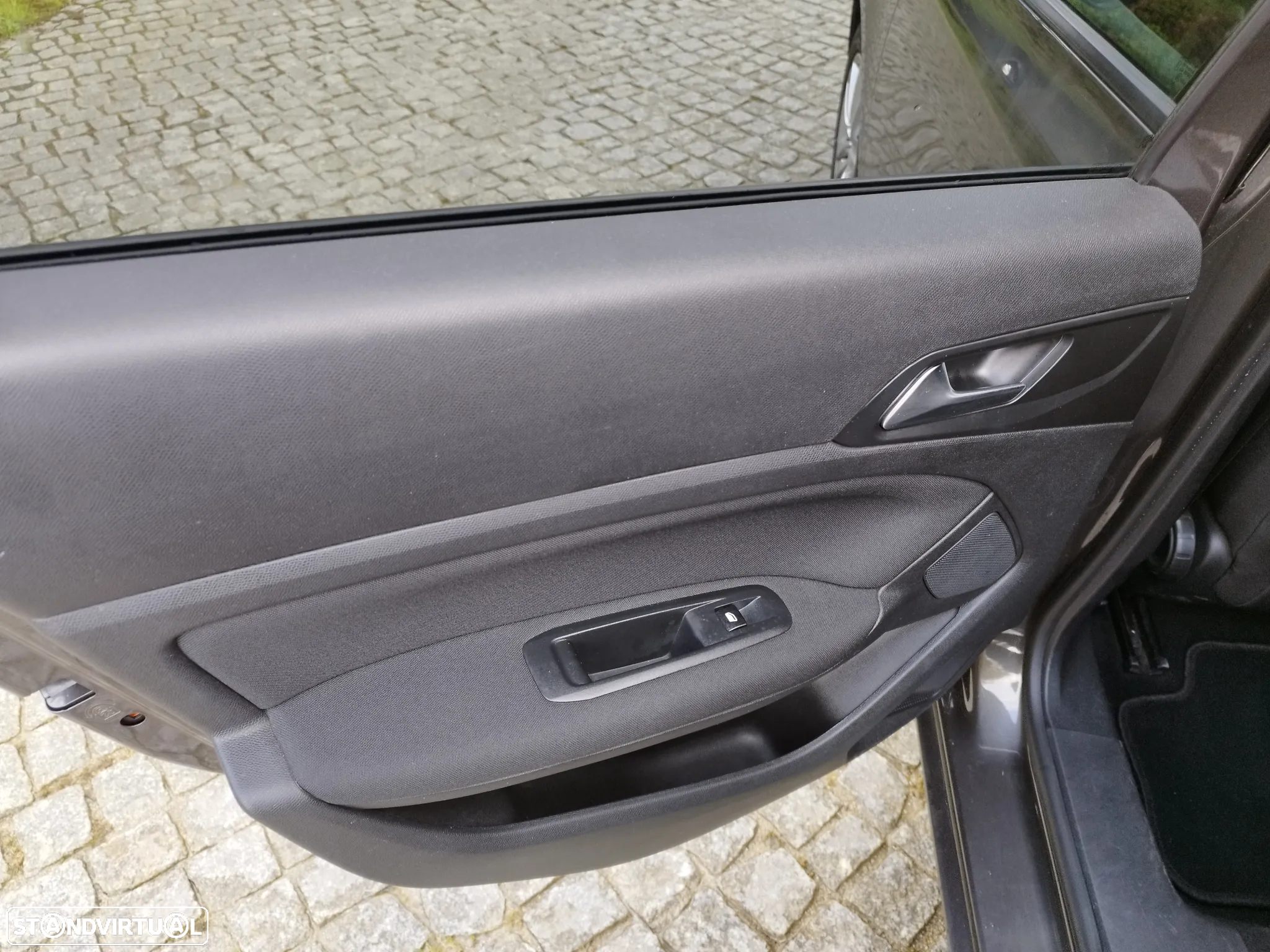 Peugeot 308 SW 1.6 BlueHDi Active - 17