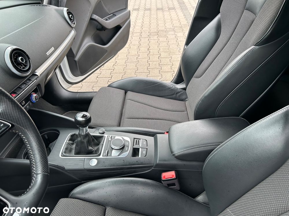 Audi A3 Limousine 35 TFSI - 17