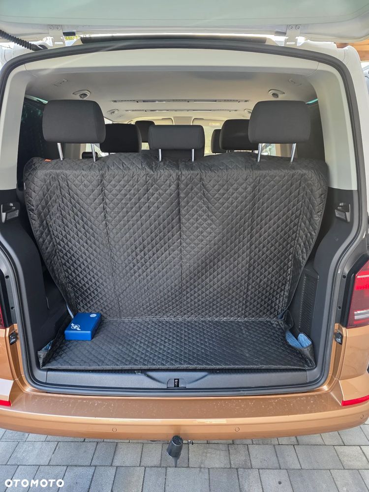 Volkswagen Multivan - 9