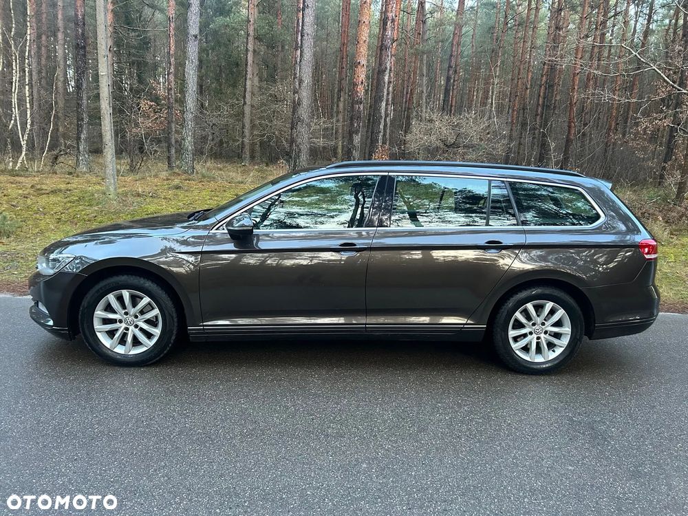Volkswagen Passat 1.6 TDI BMT Trendline - 23