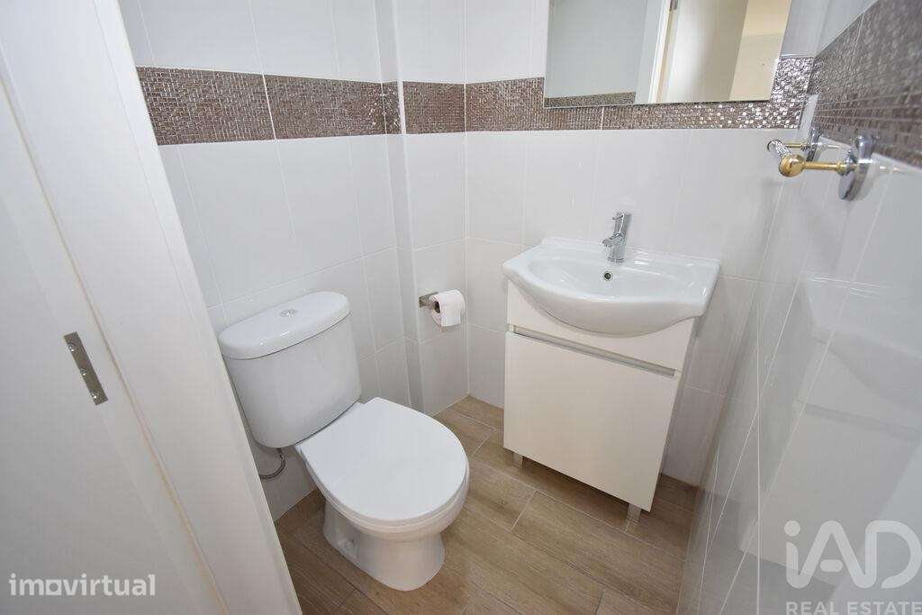 Casa de Cidade T2 em Tavarede de 90,00 m2 - Grande imagem: 4/21