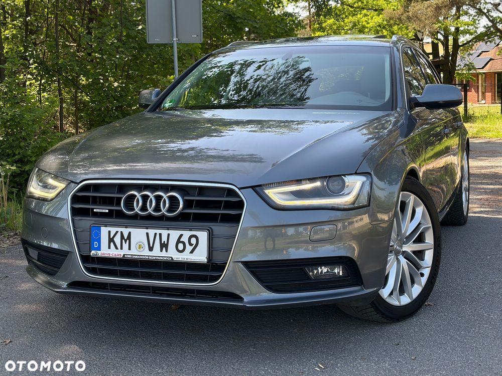 Audi A4 Avant 3.0 TFSI quattro S tronic S line Sportpaket - 22